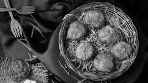Classic Chicken Fried Momos
