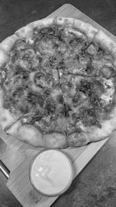 Butter Chicken Pizza