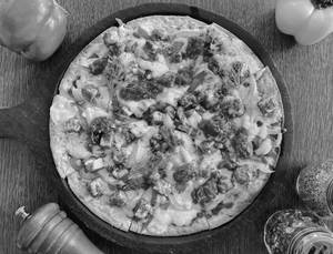 Paneer tikka pizza        