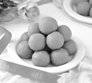 Laddu Besan