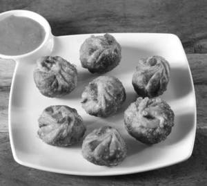 Paneer Crispy Momos ( 8 Pcs )