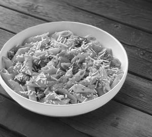 Red & White Sauce Pasta