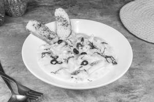 Alfredo White Sauce Pasta Melange