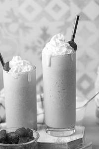 Peppermint Brownie Shake