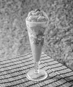 Rose Falooda
