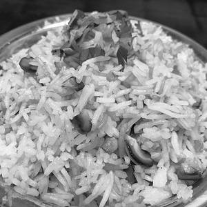 Kashmiri Pulao (serves 1-2, 650 Container)