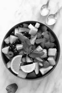 Plain fruits salad
