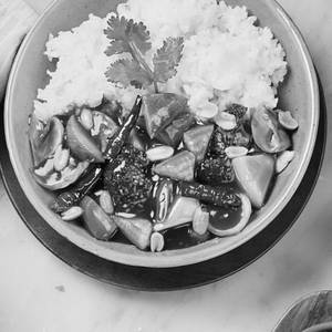 Tofu & mushroom krapow
