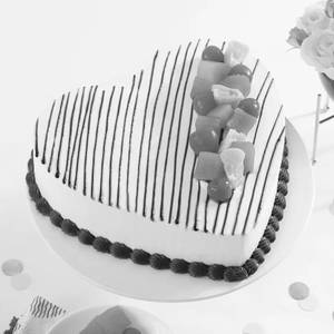 Fresh Fruit Heart Shape Cake
