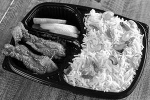 Kaju Kismis Pulao Chicken Kosha Combo
