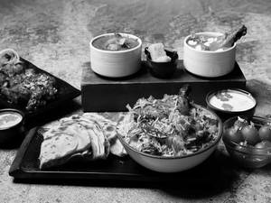 Castle's PREMIUM NON VEG THALI
