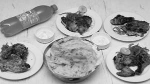 Qtr Grilled Chckn+qtr Spicy Bbq+qtralfam+qtrpeppr Bbq+4kp+grvy+sftdrnk