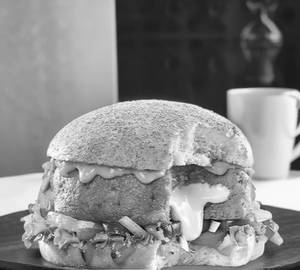 Veg Cheese Burst Burger