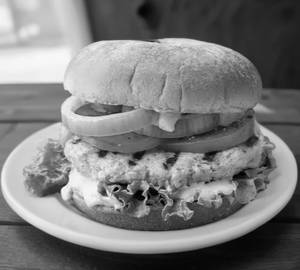 Toi Moi Chicken Burger 