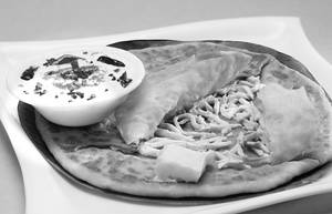 Paneer Paratha ( Approx 14 Inch)