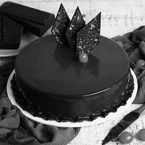 Frozrn Royal Truffle Cake 500gm[eggless]