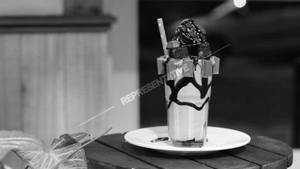 Kit Kat Shake