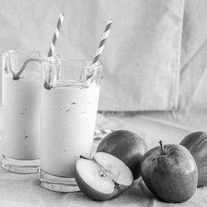Apple Milkshake