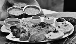Maha Idli Platter