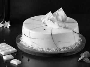 Milk Hazelnut Cake