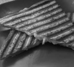 Chilly Cheese Sandwich