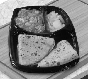 Handi Paneer + 4 (Pcs) Tawa Roti