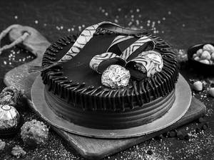 Ferrero Silk Cake