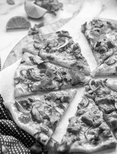 Chicken Tandoori Pizza