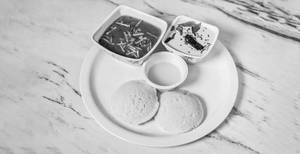 Idli With Ghee (2 Pieces)