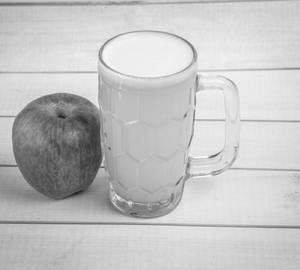 Apple Milkshake