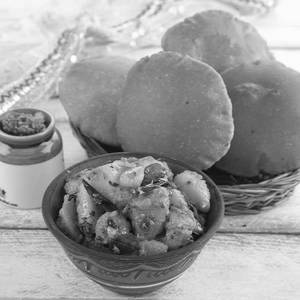 Masaledaar Puri Bhaji
