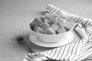 Papaya Fruit  Bowl (300 Gms -325 Gms )