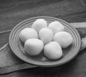 Sponge rasgulla