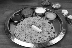 Wheat Paneer Cheese Garlic Kulcha