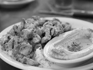 Lebanese Chicken & Pita Hummus