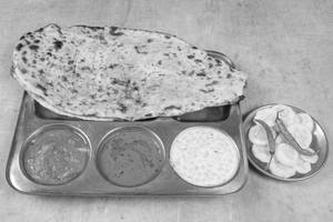 Special Mixed Naan Thali