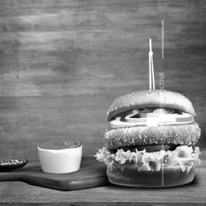 Paneer Crisp Burger