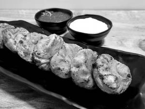 Veg Tandoori Momos [8 Pieces]