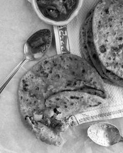 Aloo Peas Paratha