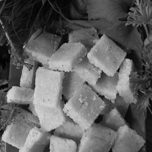 Coconut Burfi - Sugar (8 Pcs)