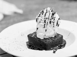 Super Fudge Browniee