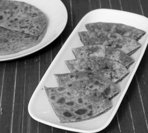 Mooli paratha                                                    