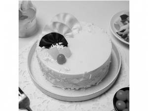 Eggless Vanilla Pineapple Cake
