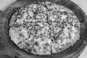 Paneer Tikka Pizza