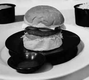 Veg Cheese Paneer Burger                                                      