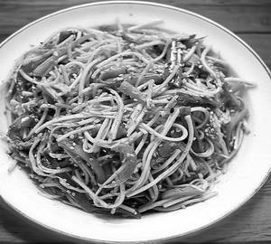 Schezwan Veg Noodles