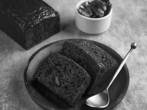 Banana Walnut Tea Cake