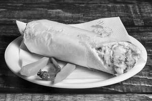 Roll shawarma