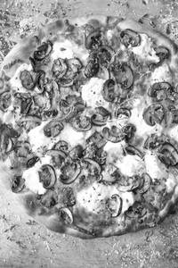 6" Mushroom Pizza