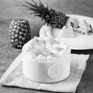 Pineapple Mini / Bento Cake- 250g